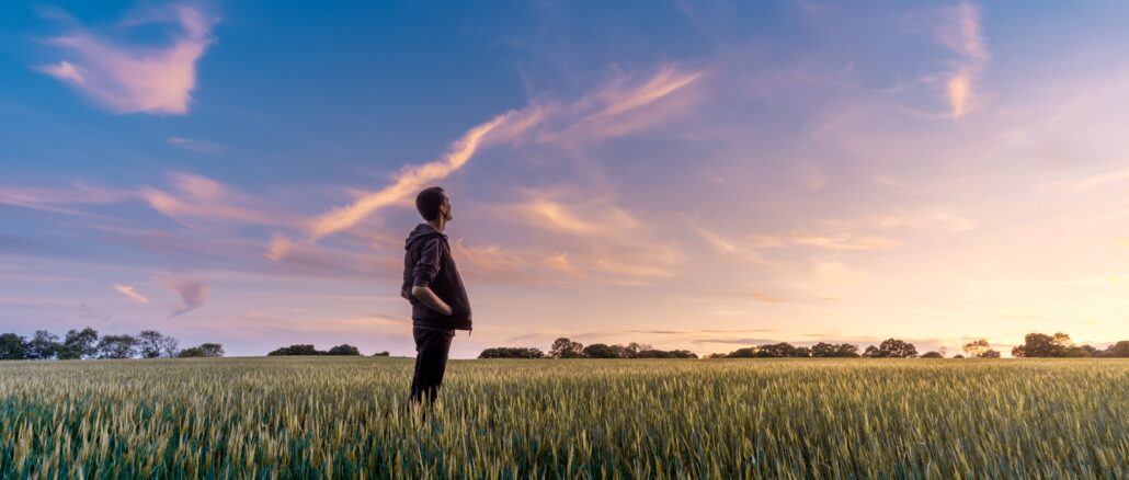 Finding the Right Architecture for AI-Powered ESG Analysis 1 benjamin davies JrZ1yE1PjQ0 unsplash